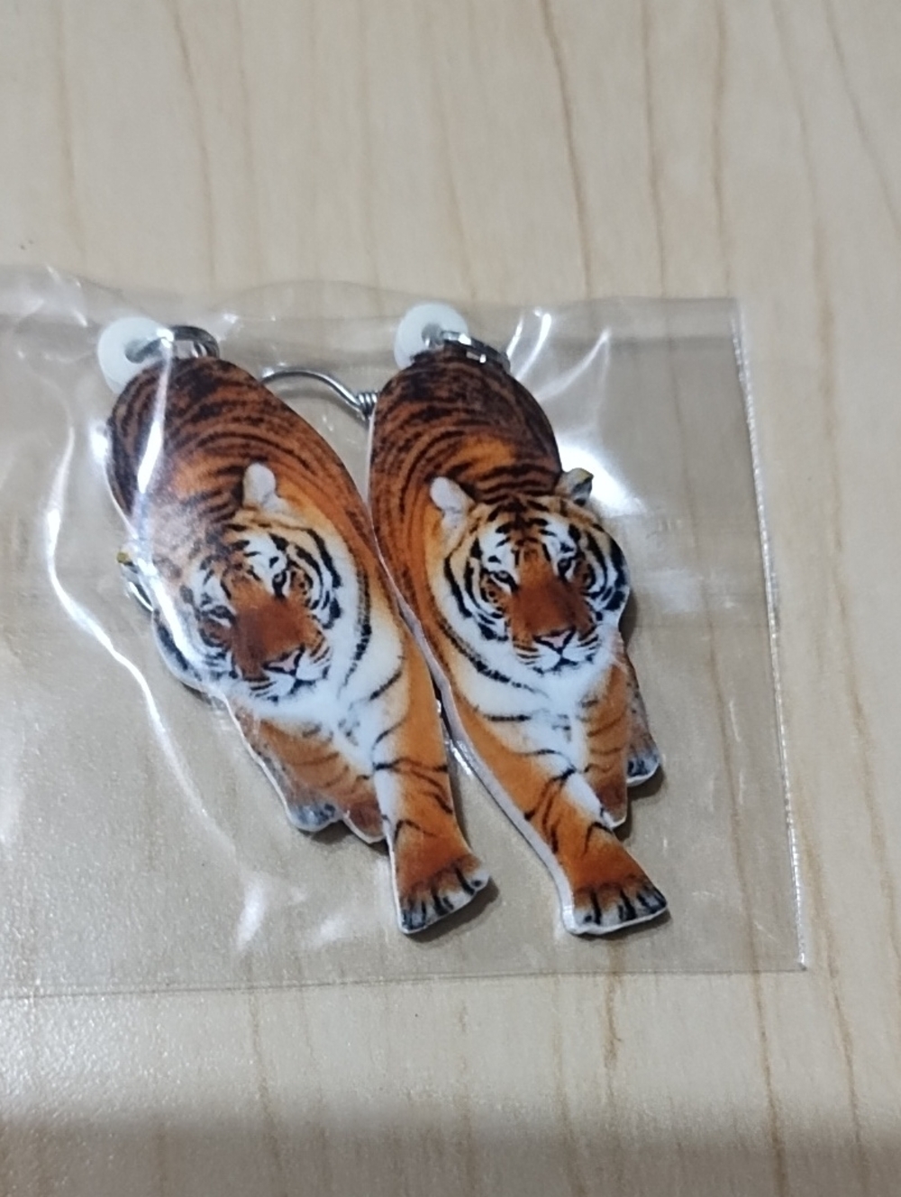 Tiger Print Dangle Earrings - Orange and White NIP.